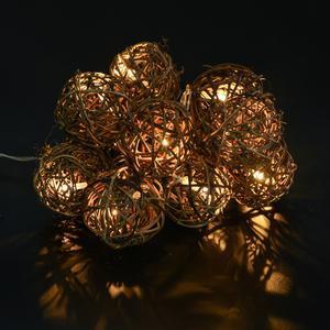 Guirlande LED 10 boules rotin - Différents modèles
